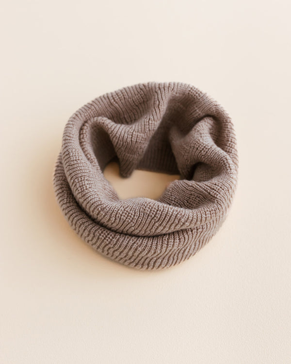 Hvid - Merino wool Gigi children's tube scarf - sand